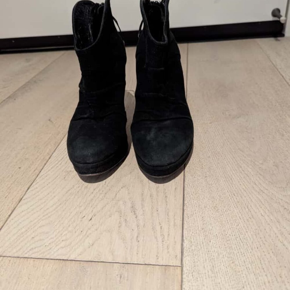 Justa Osadia Ankle Boots Size 6